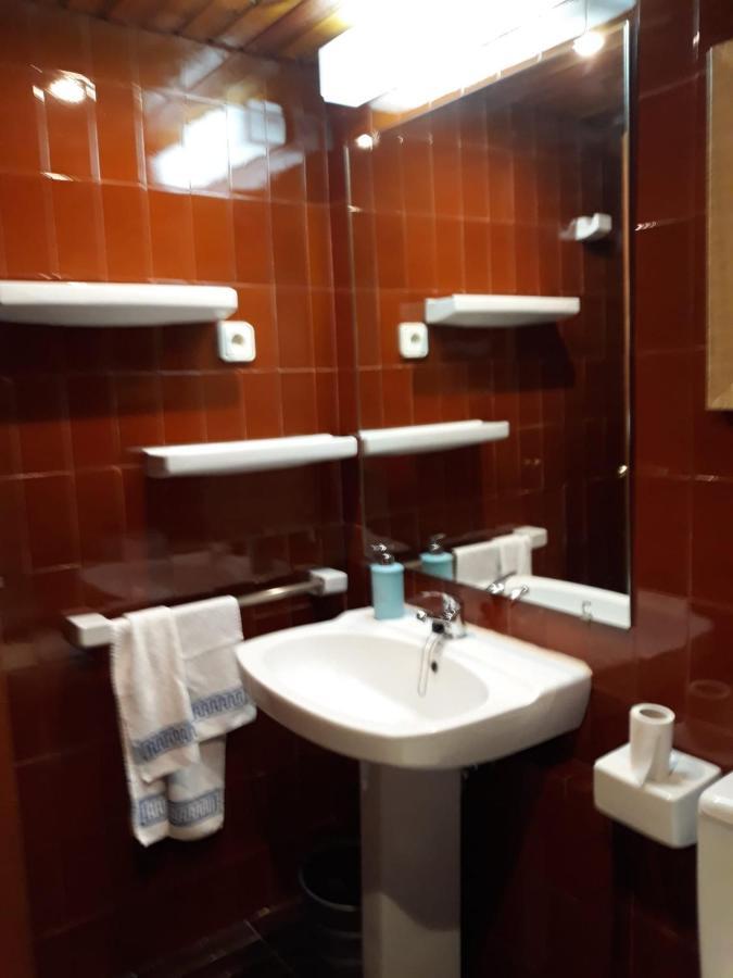 Апартаменты Apartamento Aguilera Naut Aran Экстерьер фото