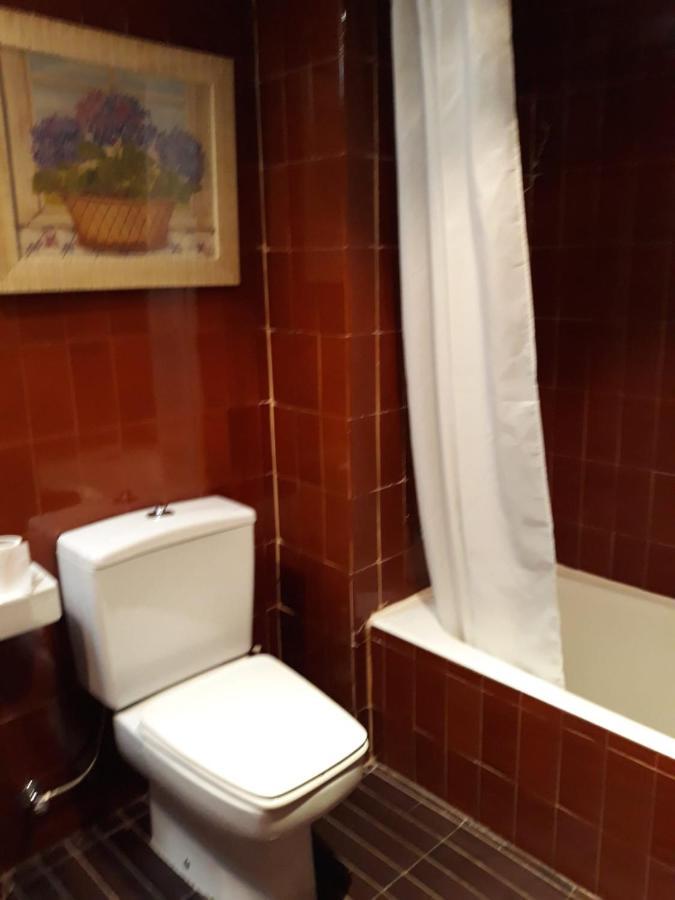 Апартаменты Apartamento Aguilera Naut Aran Экстерьер фото